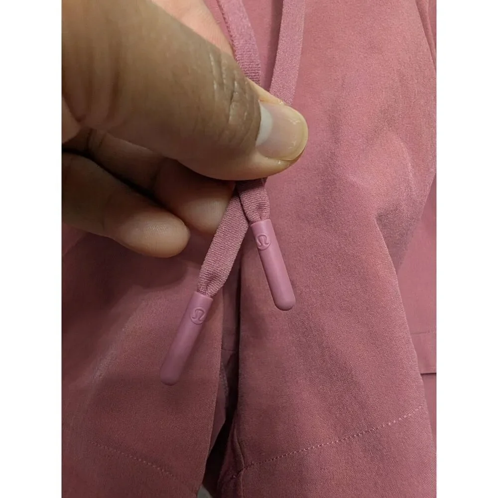 Lululemon short for women size 4